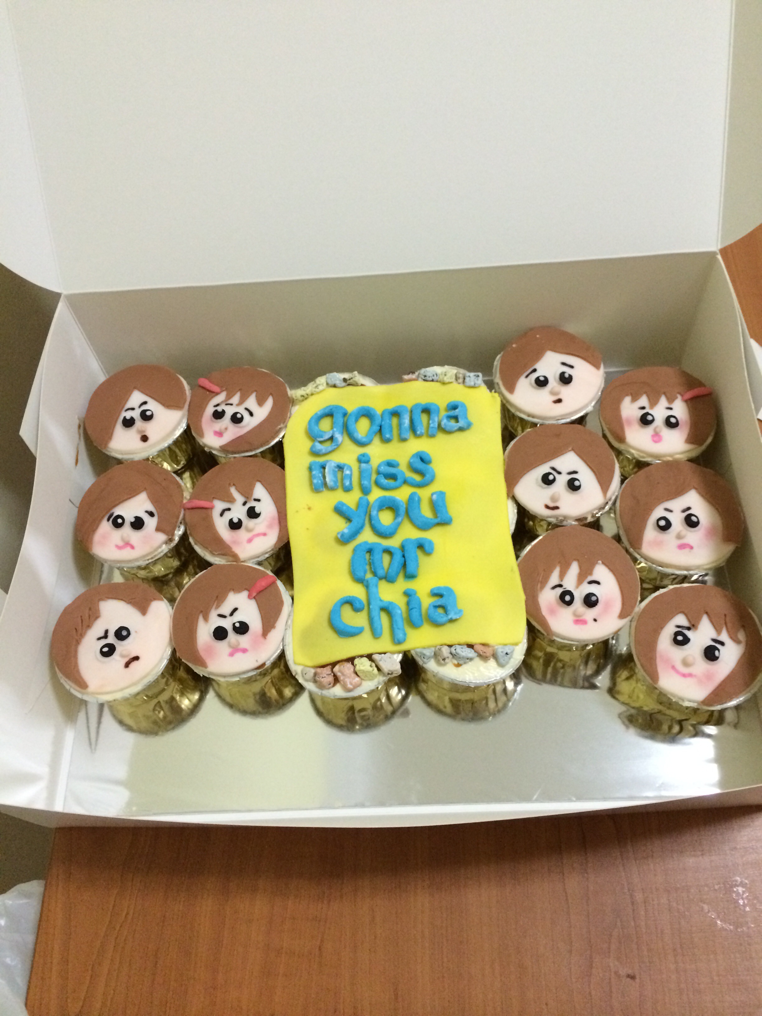 15 Funniest Farewell Cakes Employees Got On Their Last Day | DeMilked